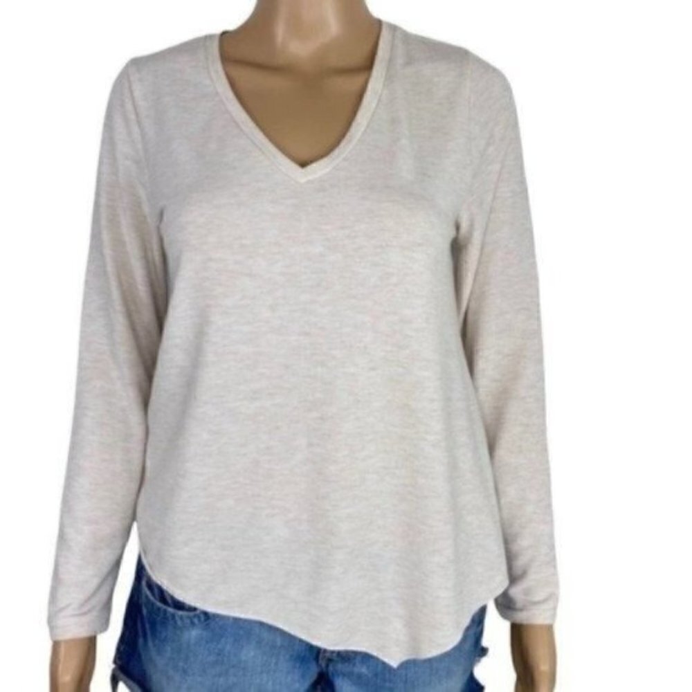 Soft Surroundings Cream V-Neck Top XSP PXS Style 38010